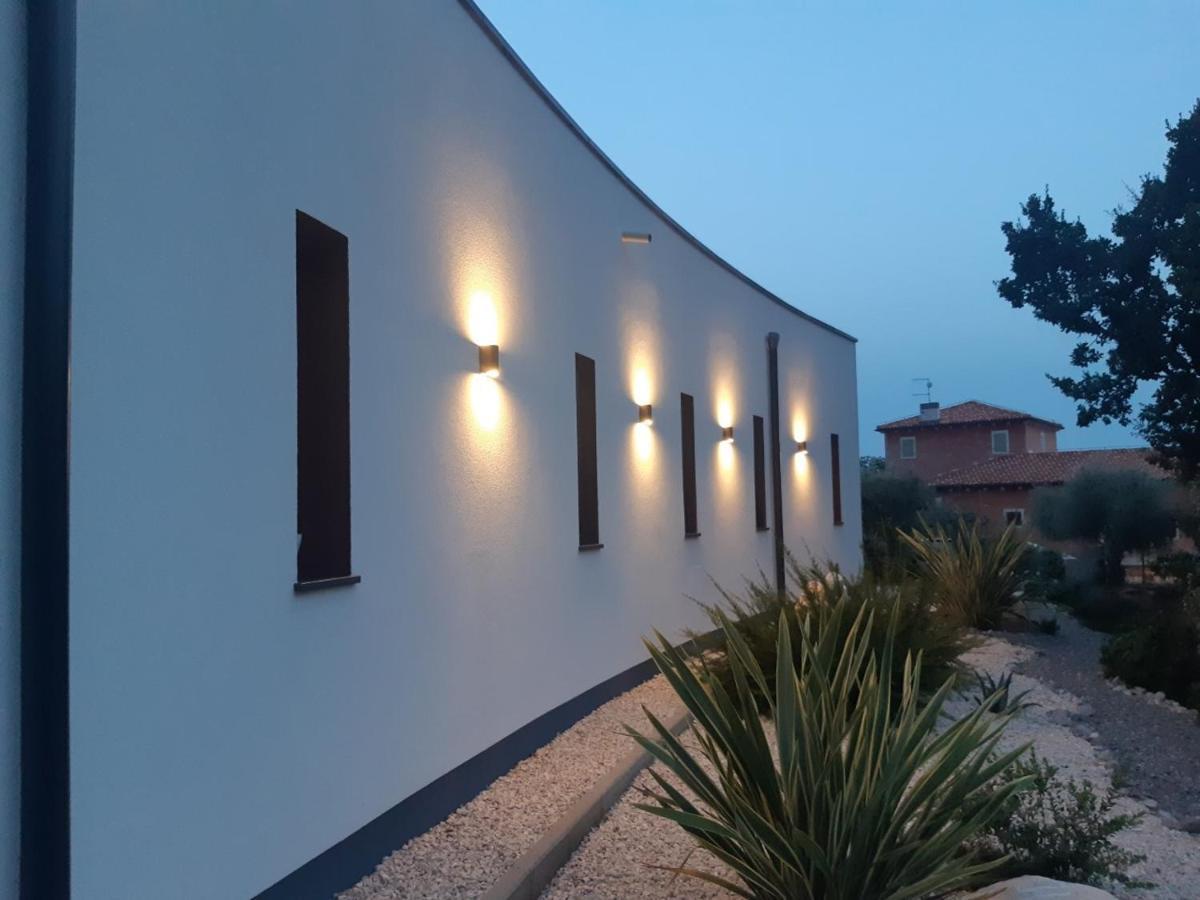 Apartments Bijou With Big Private Garden Near Umag Vilanija Dış mekan fotoğraf